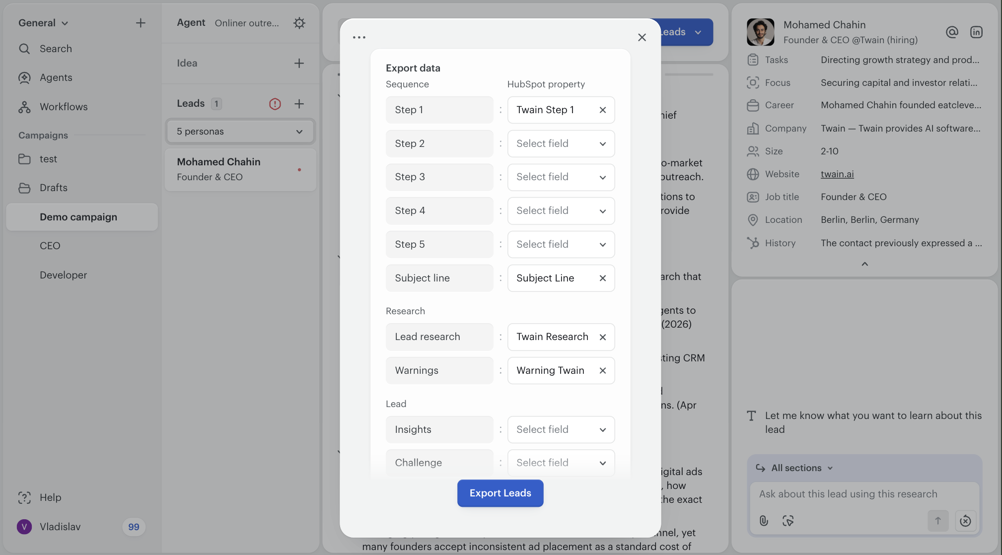 Export data modal showing Sequence (Step 1 to Step 5, Subject line), Research (Lead research, Warnings), and Lead (Insights, Challenge) on the left, mapped to HubSpot properties on the right.